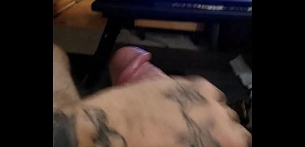  late night, and alone.... porn and tug it is...